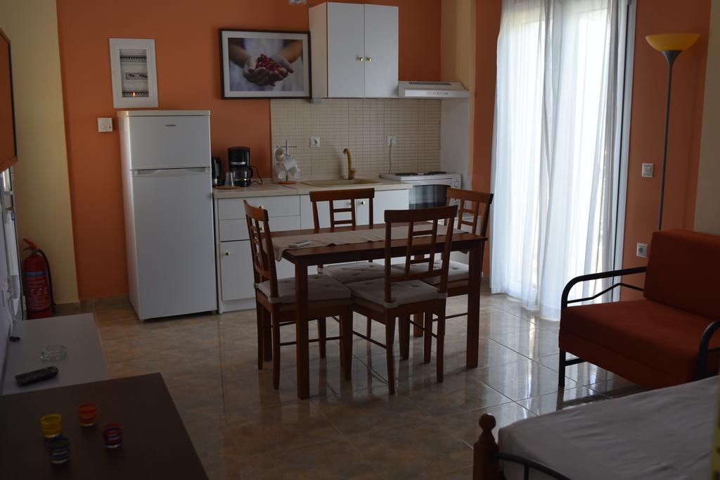 Scorpios Apartments Dassia  Oda fotoğraf